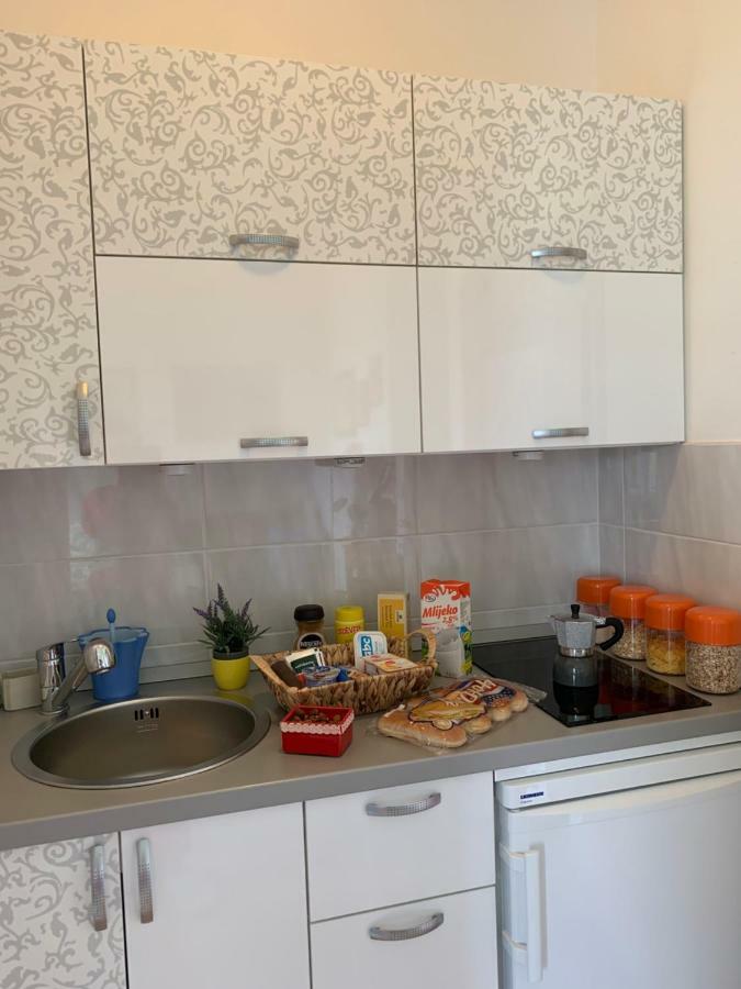Apartment Solenta Spalato Bagian luar foto